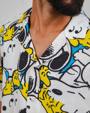 Peanuts Freehugs Aloha Shirt White
