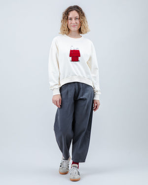 Peanuts Snoopy Doghouse Rounded Cotton Sweatshirt