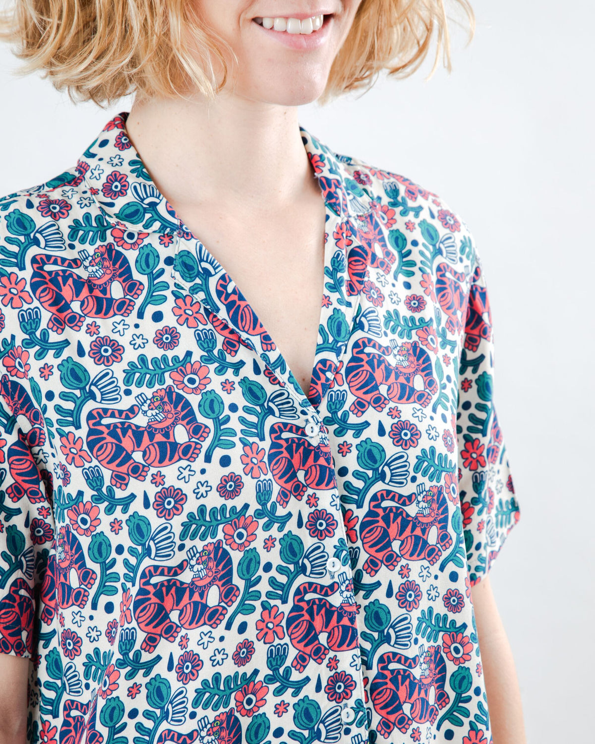 Asis Percales Tigris Aloha Blouse Ecru