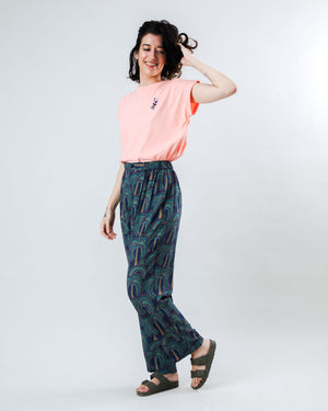 Asis Parrot Scoop Tee Pink