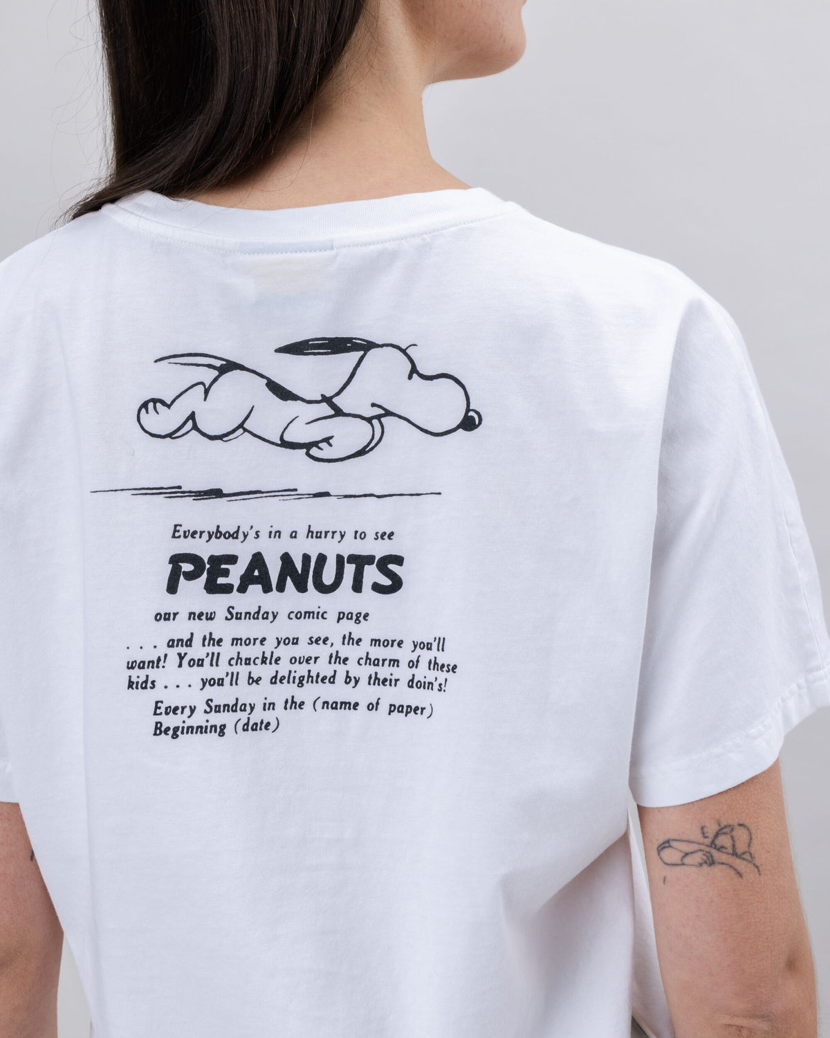 Peanuts Everybody's in a Hurry Oversize Tee White
